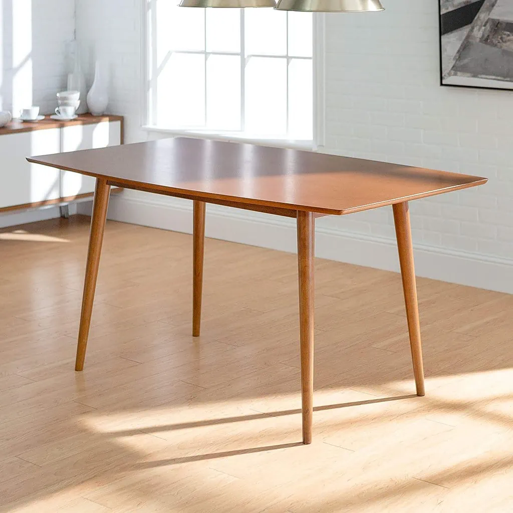 7 Best Wood For Dining Tables (Beautiful & Long Lasting)